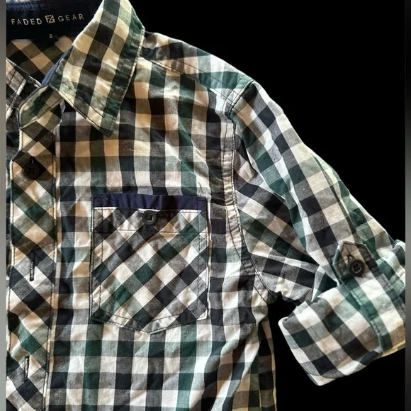 Faded Gear Plaid Button Up shirt - Picture 4 of 6